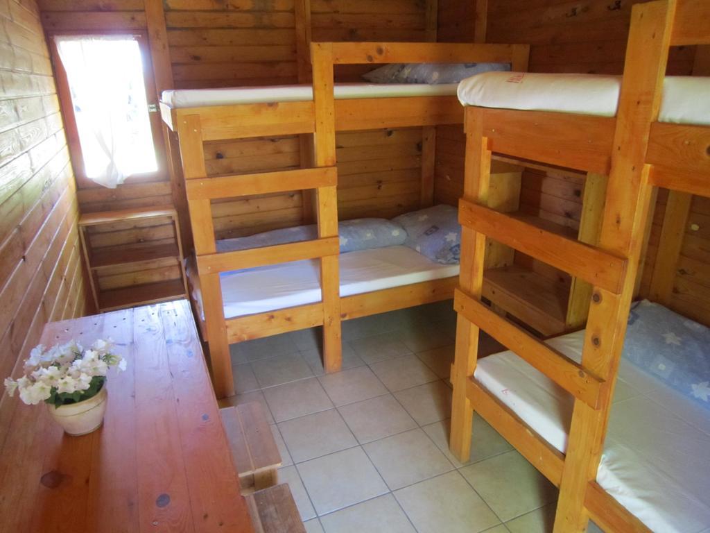Hotel Nyirfaliget Lovaskemping Es Turistahaz Nyíregyháza Exteriér fotografie
